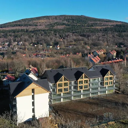 Klimatyzowany Sun Seasons 24 W Swieradowie Zdroju Z Parkingiem I Widokiem Na Gory By Renters *